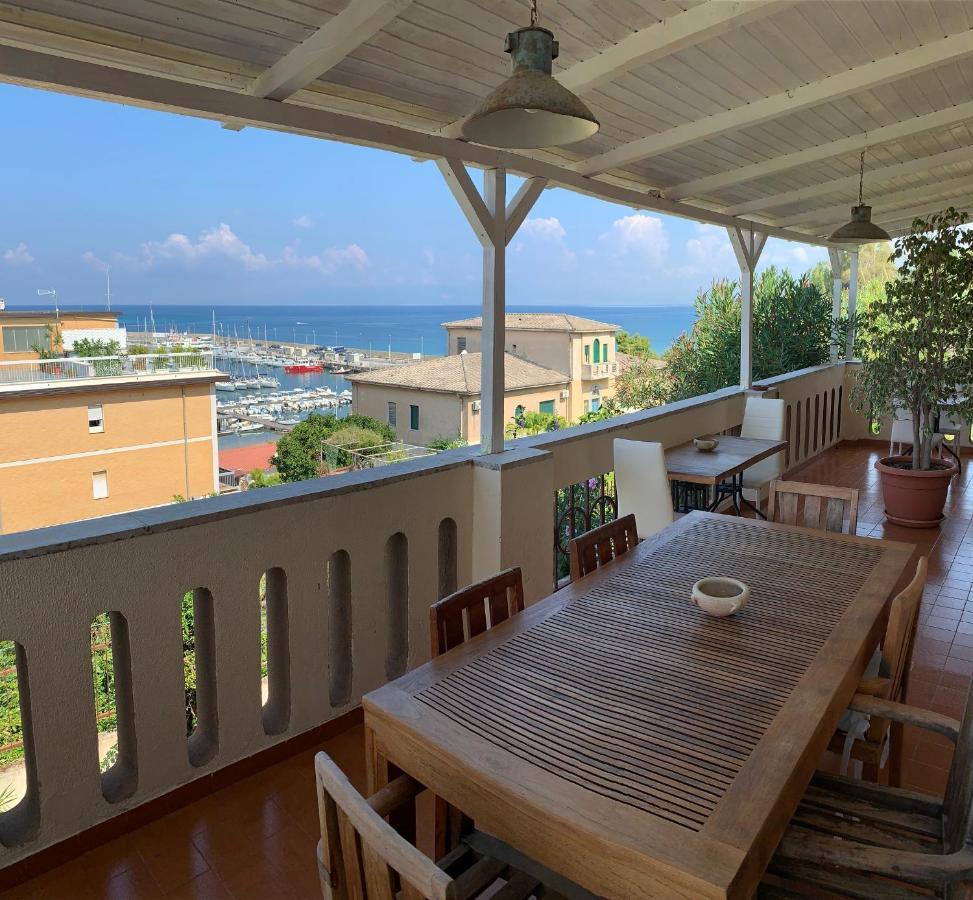B&B Villa Delle Rondini Vibo Valentia Marina Dış mekan fotoğraf